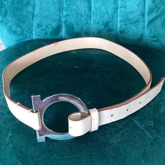 Salvatore Ferragamo Cream Silver Belt with Geometric Buckle - Picture 1 of 4